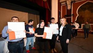 İŞ-İN hem işe hem hayata hazırlıyor