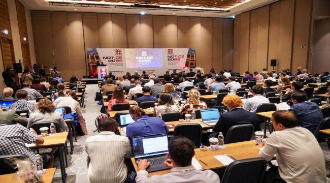 Başkan Tugay İzmir'in Ev Sahipliği Yaptığı Uluslararası Organizasyonda Konuştu