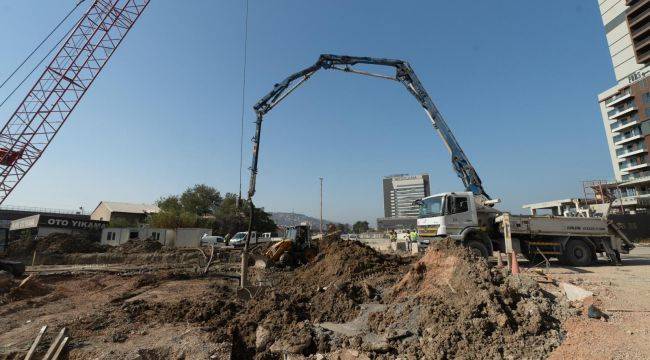 Mürselpaşa'yı Gıda Çarşısı'na Bağlayacak Projede Yoğun Tempo