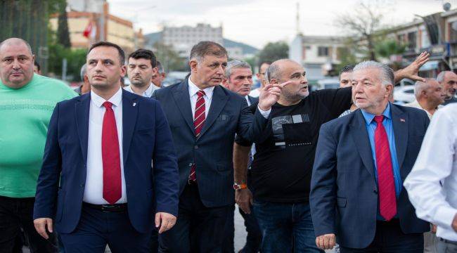 Başkan Tugay Ayakkabıcılar Sitesi Esnafını Ziyaret Etti