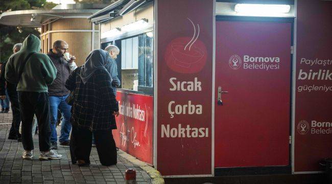 Bornova Belediyesi'nden Vatandaşlara Sıcak Çorba İkramı Başladı