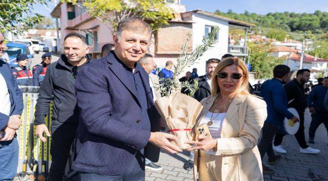 "Zeytine sahip çıkmak, Cumhuriyet'e sahip çıkmak"