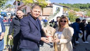 "Zeytine sahip çıkmak, Cumhuriyet'e sahip çıkmak"