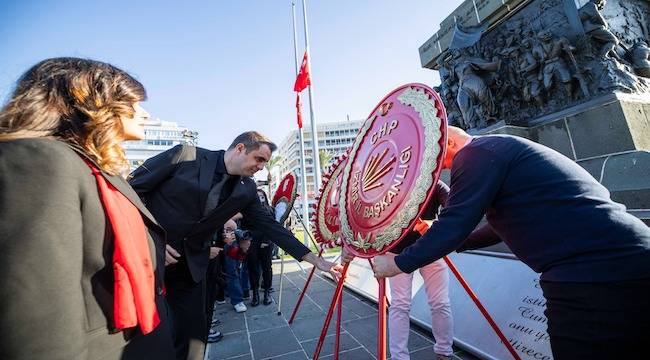 CHP İzmir Atatürk'ü minnetle andı