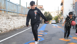 Konak'ta okul yolu renkli, çocuklar mutlu