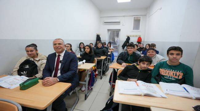 Başkan Işık: "Ücretsiz ve nitelikli eğitimle öğrencilerimizin yanındayız"