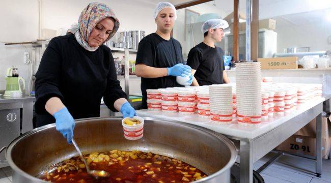 Seferihisar Belediyesi "Sosyal Belediyecilik" çalışmalarına aralıksız devam ediyor;
