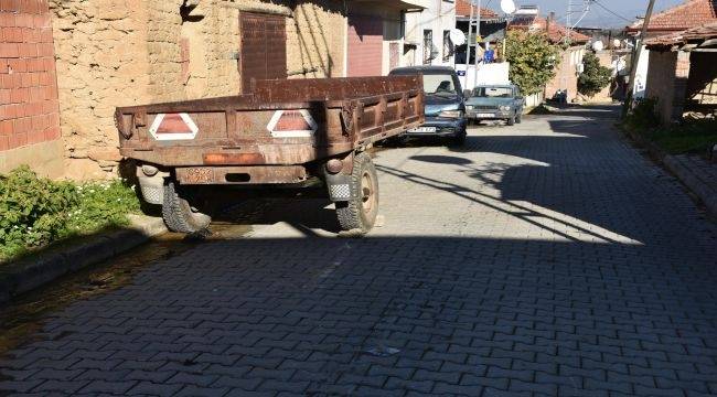 "Su Akıyor, ASKİ Bakıyor"