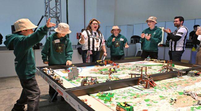 Genç mucitler Fuar İzmir'de yarıştı