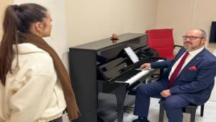 İzmir Büyükşehir Belediyesi gençlerin sanat yolculuğunu destekliyor