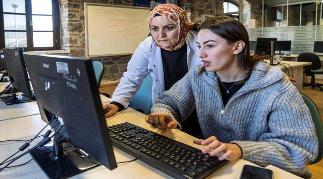 İzmir'in yeni başlangıçlara açılan kapısı: Meslek Fabrikası