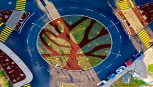 Kavşaklar sanat eserine dönüşüyor