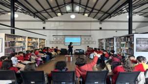 Kütüphanede Buluşalım: Yaratıcı Okuma Atölyesi başladı