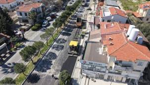 Çeşme'nin yolları yaza hazırlanıyor