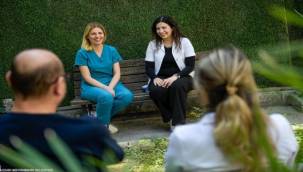 Doğdukları hastanede şifa dağıtıyorlar