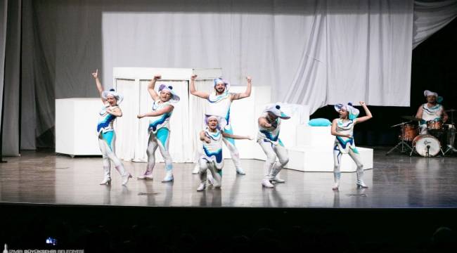 "Don Kişot" minik izleyicileri büyüledi