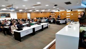 Bornova'da toprağın geleceği konuşuldu