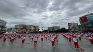 İzmir'de 23 Nisan coşkusu