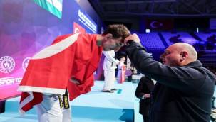 İzmir'in sporcularından uluslararası başarı