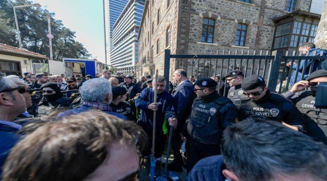  Meslek Fabrikası'nın abluka altına alınmasına tepkiler sürüyor
