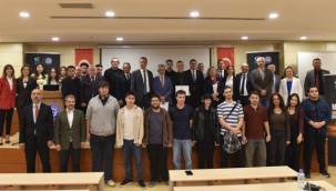 Genç iletişimciler 15 Temmuz ruhunu manşetlere taşıdı