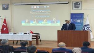 İzmir’de “Türk Dünyasında Ortak Türk Medyası: Sorunlar ve Çözüm Önerileri” Paneli Gerçekleştirildi