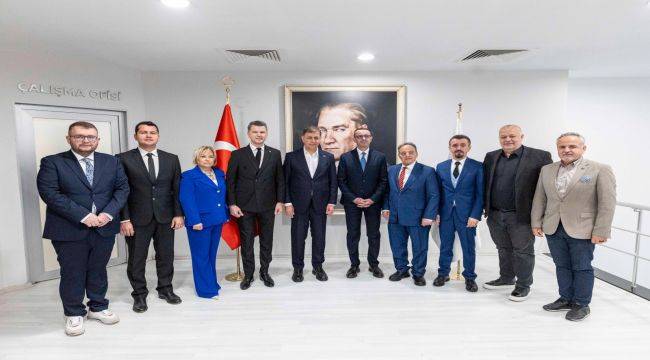 İzmir ile Kosova arasında dostluk köprüsü