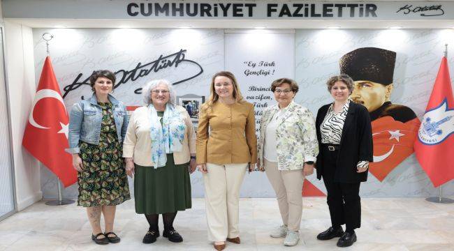 Konak'ta eşit yaşam için iş birliği: "Mücadeleyi birlikte büyüteceğiz"