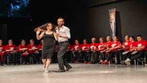 Bornova'da ritim ve halk dansları rüzgarı