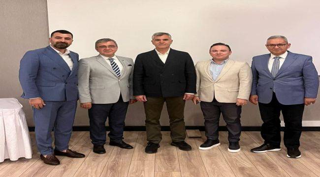 İzmir Ekonomi Kulübü'nde Türkiye'nin NATO üyeliği, milli güvenliği ve jeopolitik geleceği masaya yatırıldı