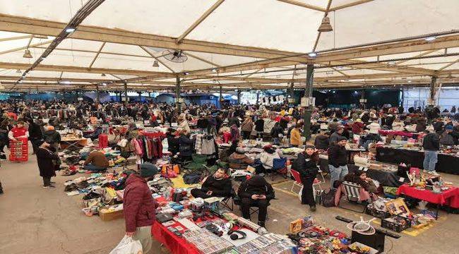 Karşıyaka'da "Tekstil Günleri" krizi büyüyor