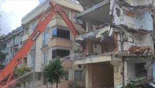 İzmir'de 8 kamu binası için yıkım ihalesi: Valilik süreci başlattı