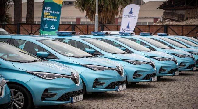 İzmir'in elektrikli araç filosuyla 25 milyon lira tasarruf