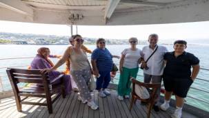 İzmirliler Körfez'de nefes aldı