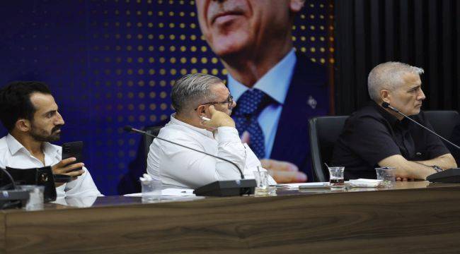AK Parti İzmir Tanıtım ve Medya Başkanı Safa Narlı