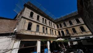İzmir'in simge yapısı Cihan Palas yeniden hayat buluyor