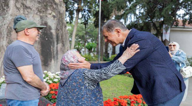 İzmir'de emeklilere yaklaşık 90 milyon TL'lik destek