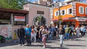 İzmir'in emeklileri kenti keşfetmeye devam ediyor
