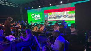 İzmir'in müzik hayatına yeni soluk
