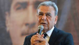 Aziz Kocaoğlu'ndan YENİ Parti'de liderlik mesajı: "Bu dönem tecrübe istiyor"