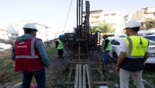 Mikrobölgeleme çalışmaları Konak ve Bayraklı'da sürüyor